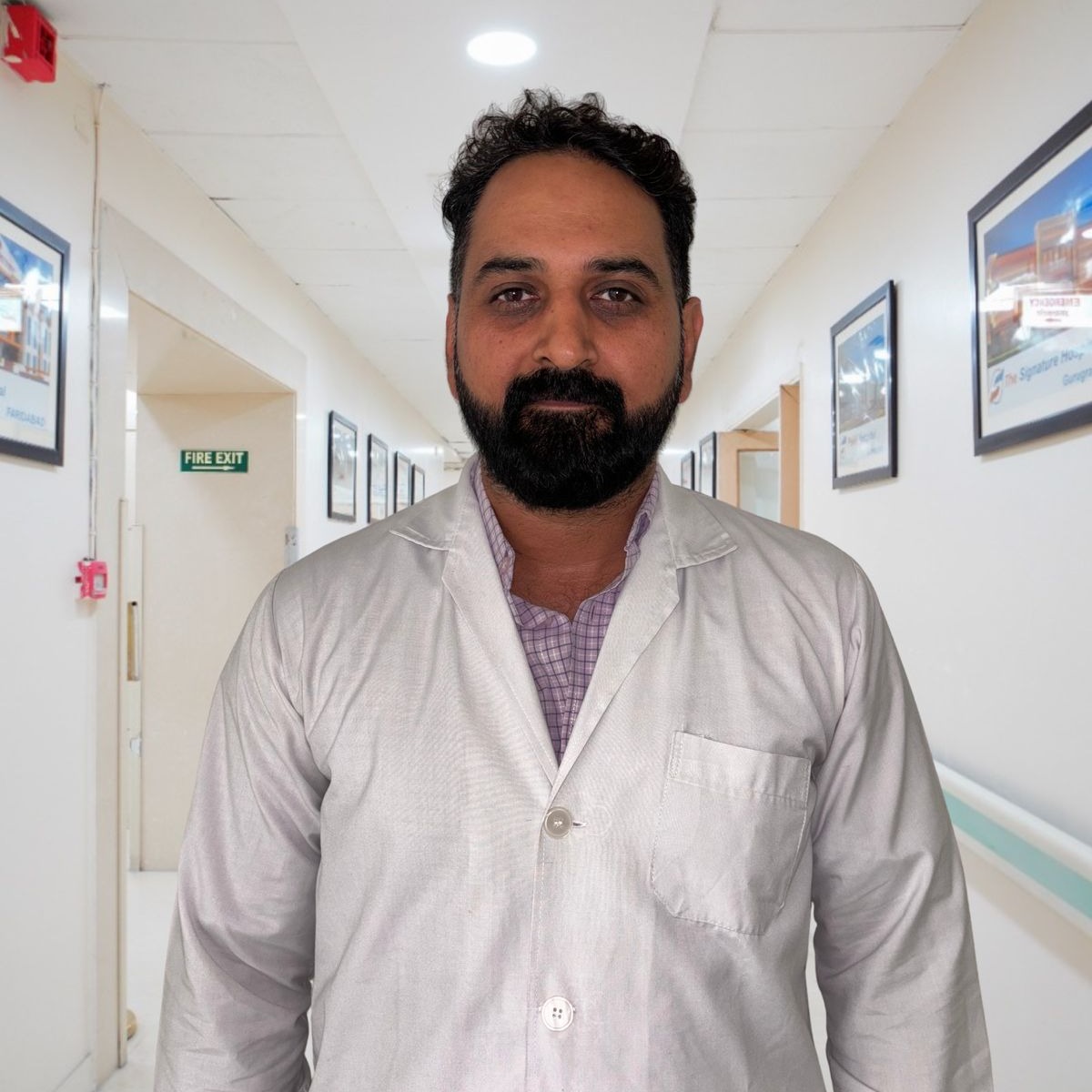 Dr. Vinod Bishnoi